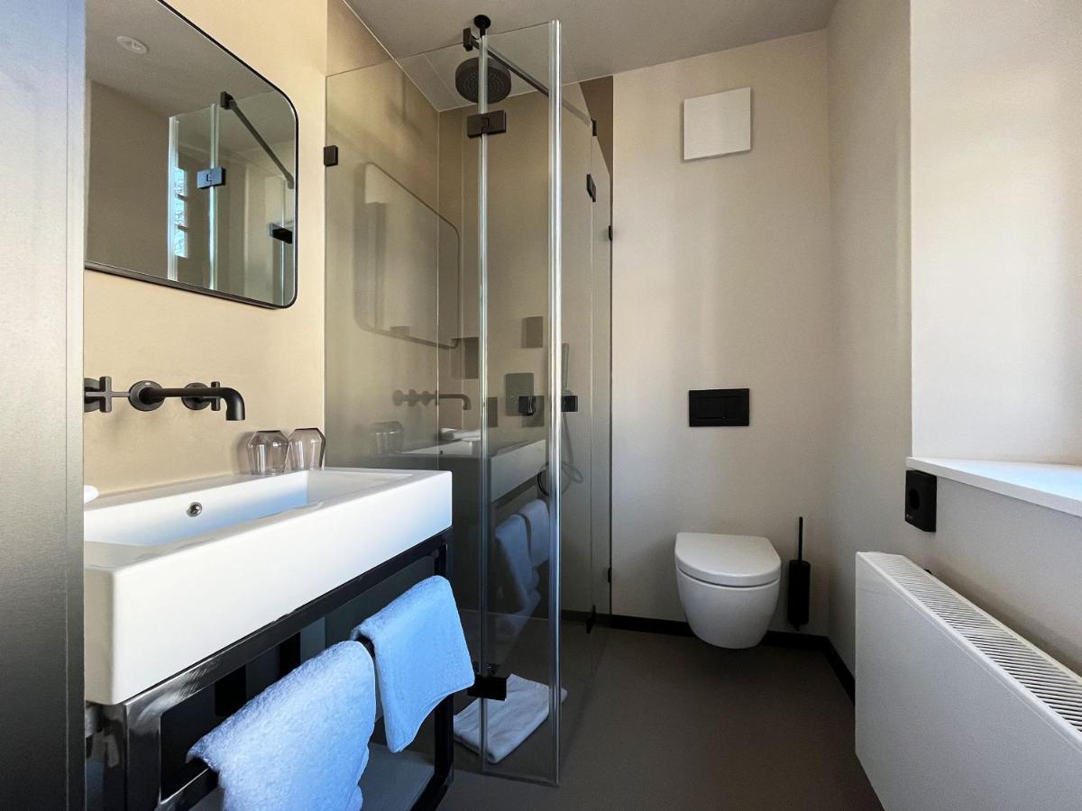 Boutiquehotel Burg Adenbach & Alter Weinbau バート・ノイェンアール・アールヴァイラー エクステリア 写真